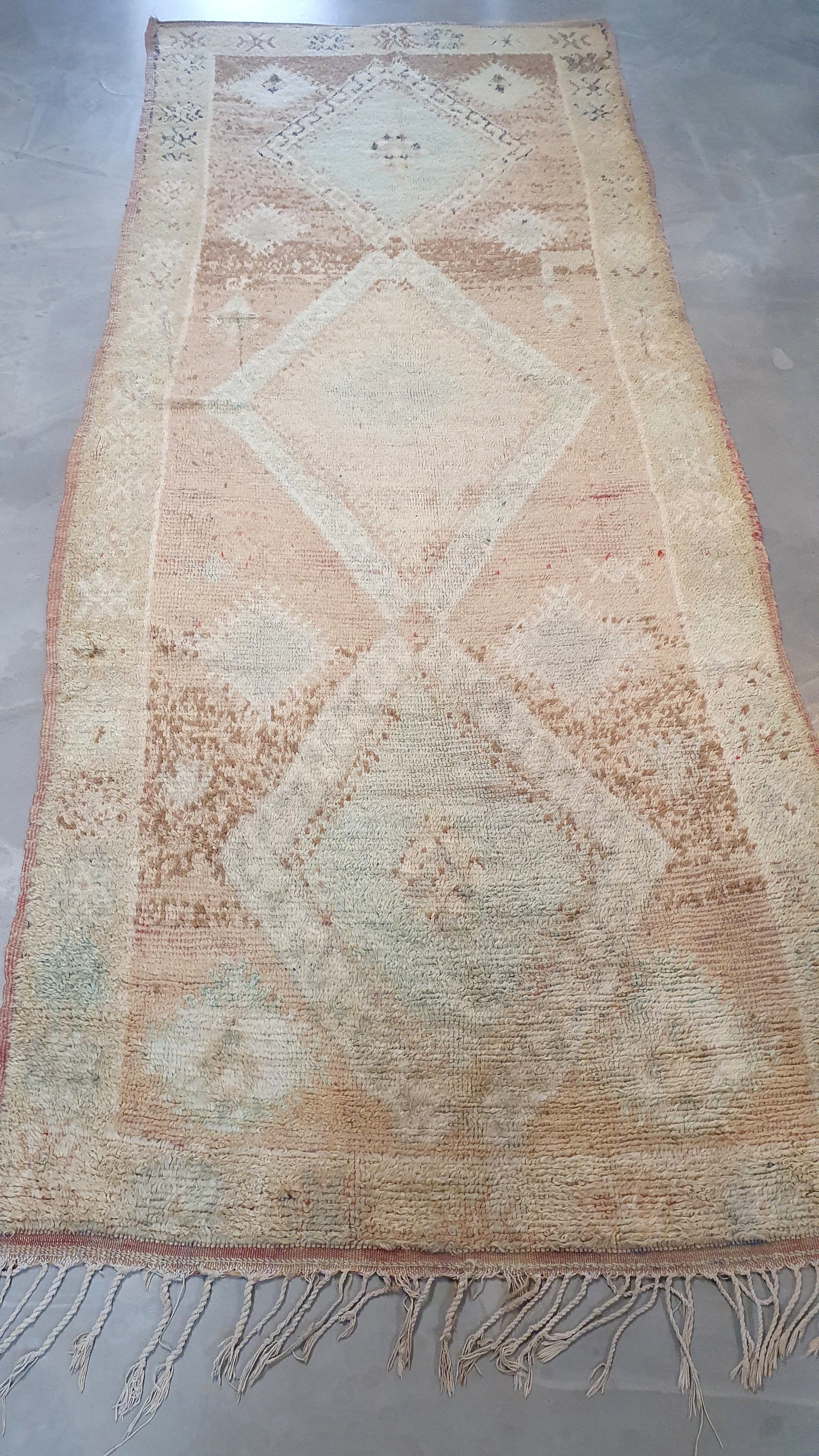 Skye // Vintage Boujaad Wide Runner
