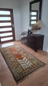 Maira // Vintage Moroccan Rug